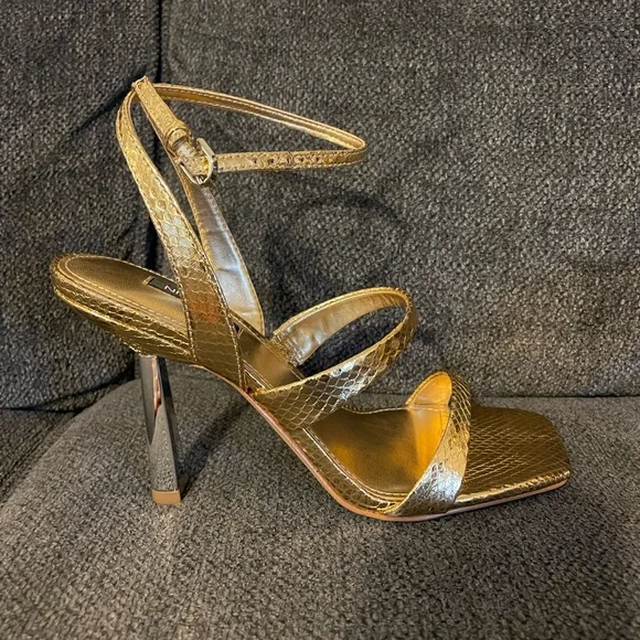 Nine West Shoes Nine West Gold Kiya Heel Size 85 Poshmark